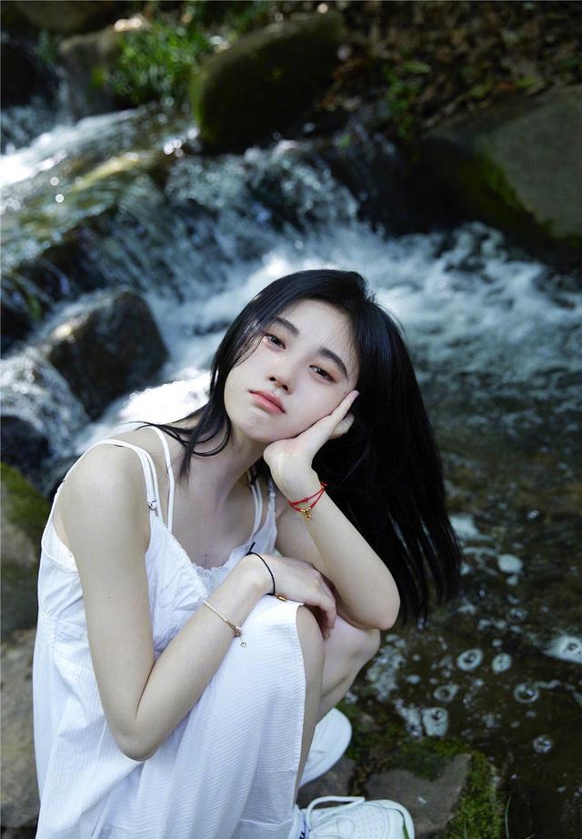 鞠婧祎夏日写真大片