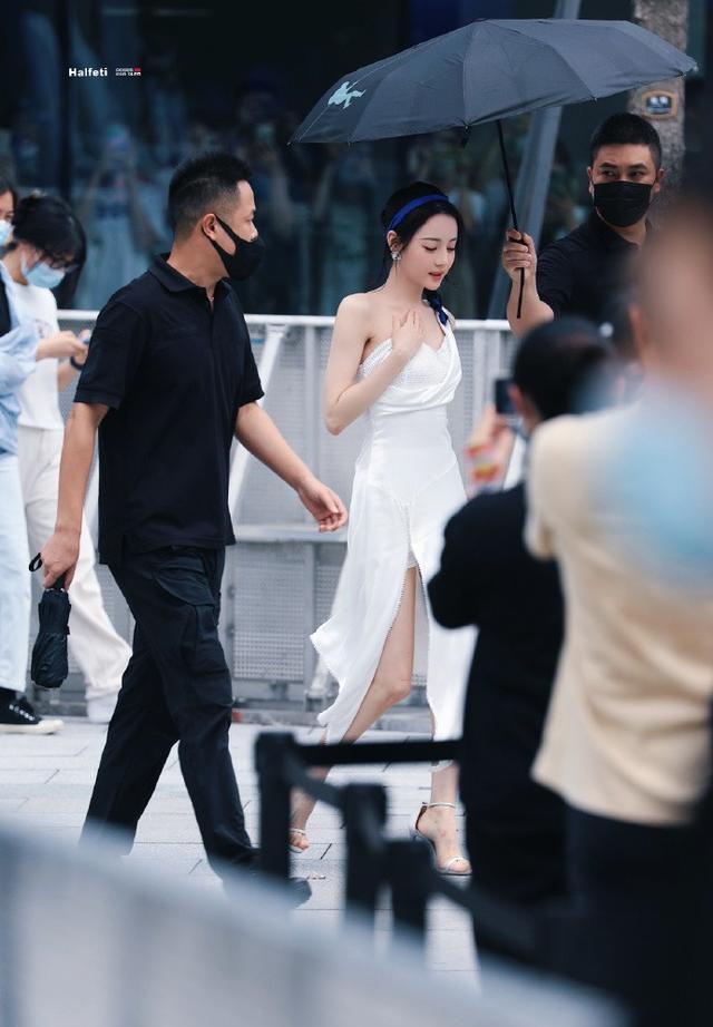 迪丽热巴角色海报