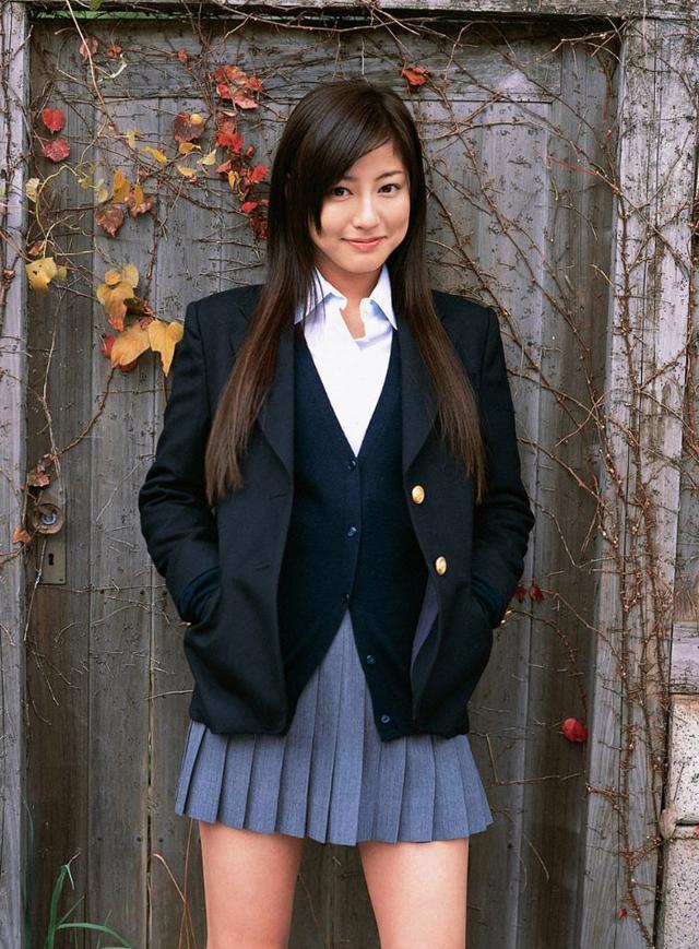 杉本有美水著写真